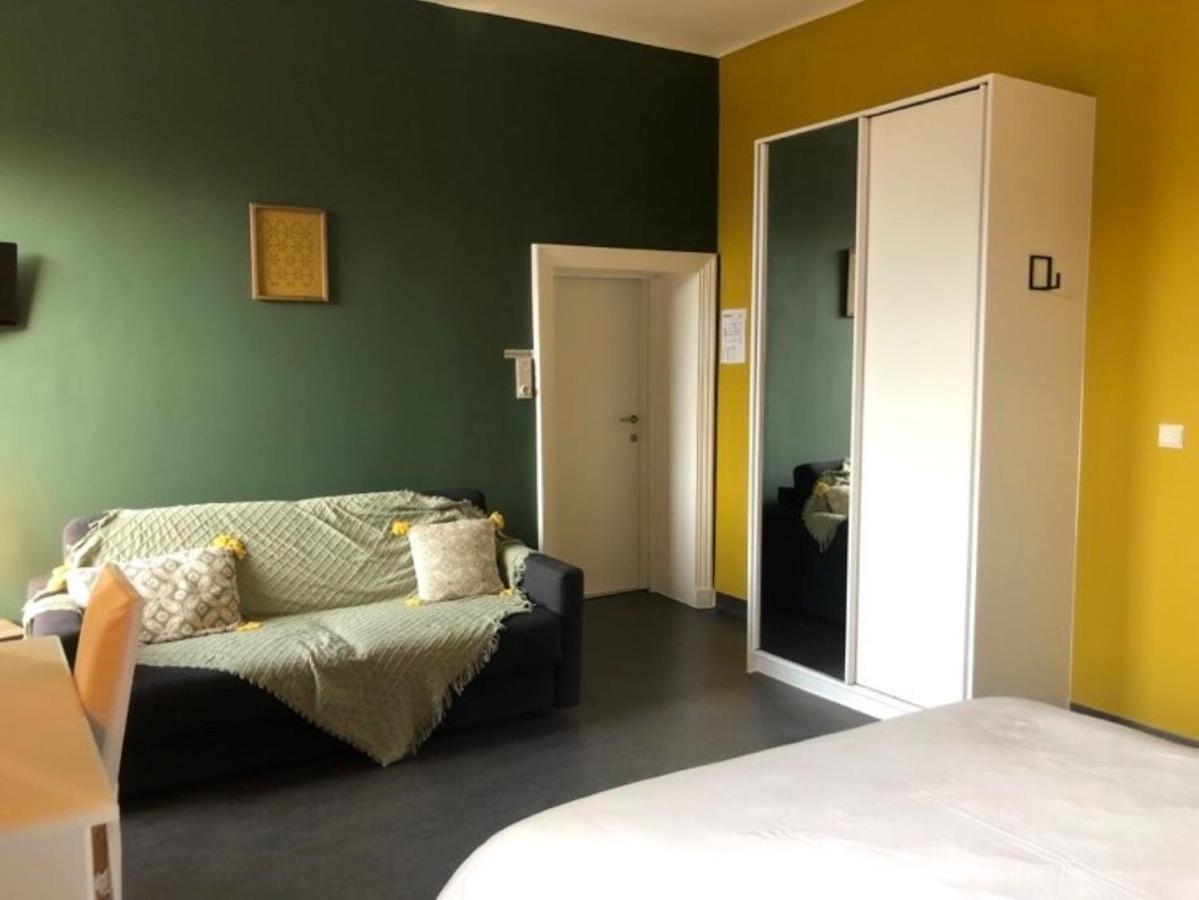 Hotel Le Limbourg Rochefort Extérieur photo